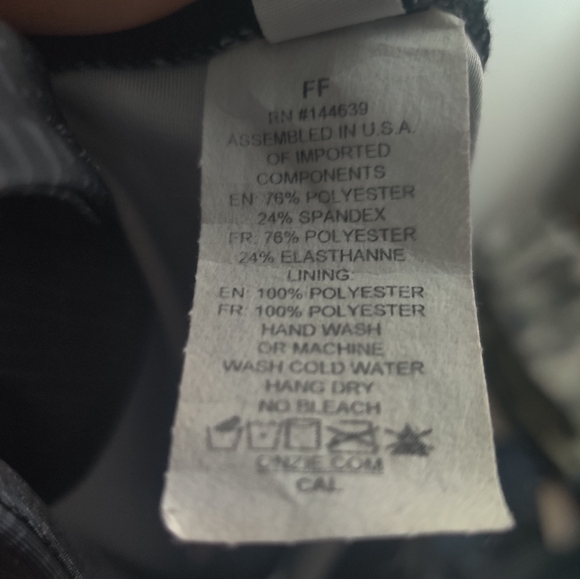 Onzie Flow black with geometric patterns active sports yoga leggings - Picture 8 of 11